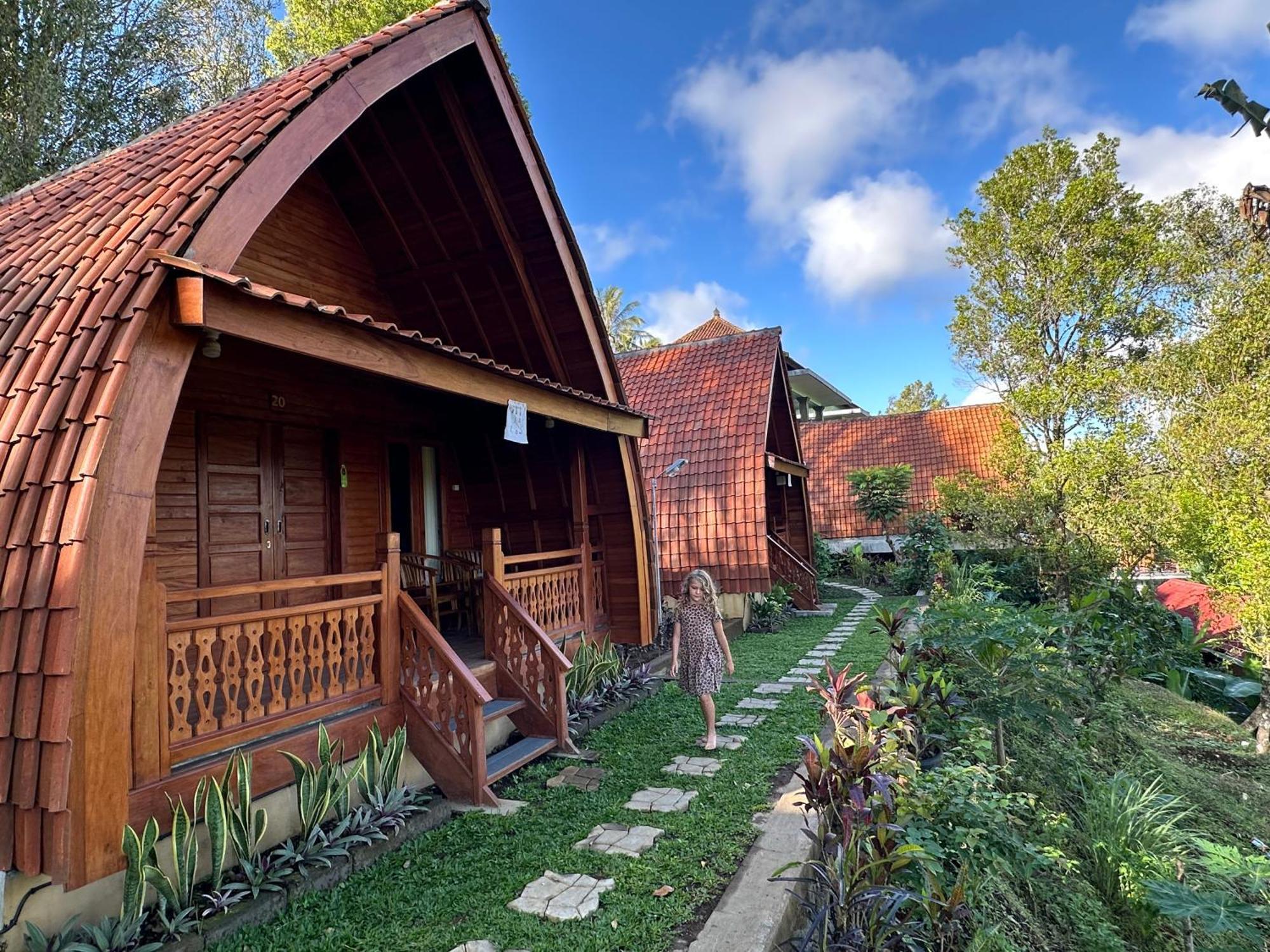 Villa Ipsa Munduk  Exterior photo